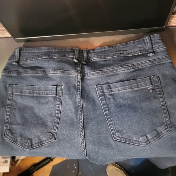 Perfect jeans brand - Picture 3 of 3